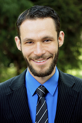 Bewerbungsfotos Göttingen, Bewerbungsfotografie Göttingen, Portraitfotografie Göttingen, Firmenportraits Göttingen, Fotograf Göttingen, Fotografie Göttingen, Jonathan Michaeli