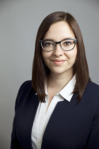 Bewerbungsfotos Göttingen, Bewerbungsfotografie Göttingen, Portraitfotografie Göttingen, Firmenportraits Göttingen, Fotograf Göttingen, Fotografie Göttingen, Jonathan Michaeli