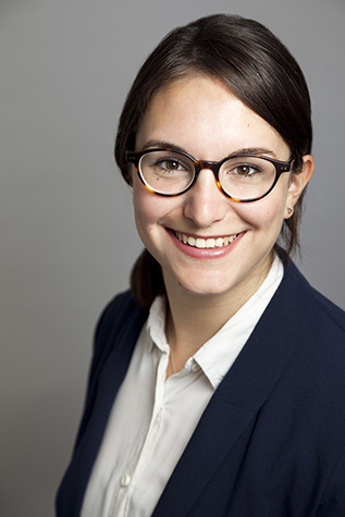 Bewerbungsfotos Göttingen, Bewerbungsfotografie Göttingen, Portraitfotografie Göttingen, Firmenportraits Göttingen, Fotograf Göttingen, Fotografie Göttingen, Jonathan Michaeli